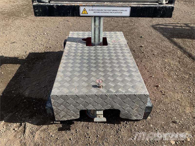 Pop Up IQ Lift Pro 7 Vertical Mast Lift Used Personnel lifts and access elevators
