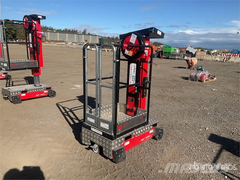 Pop Up IQ Lift Pro 7 Vertical Mast Lift Jarbolne penjajuće platforme