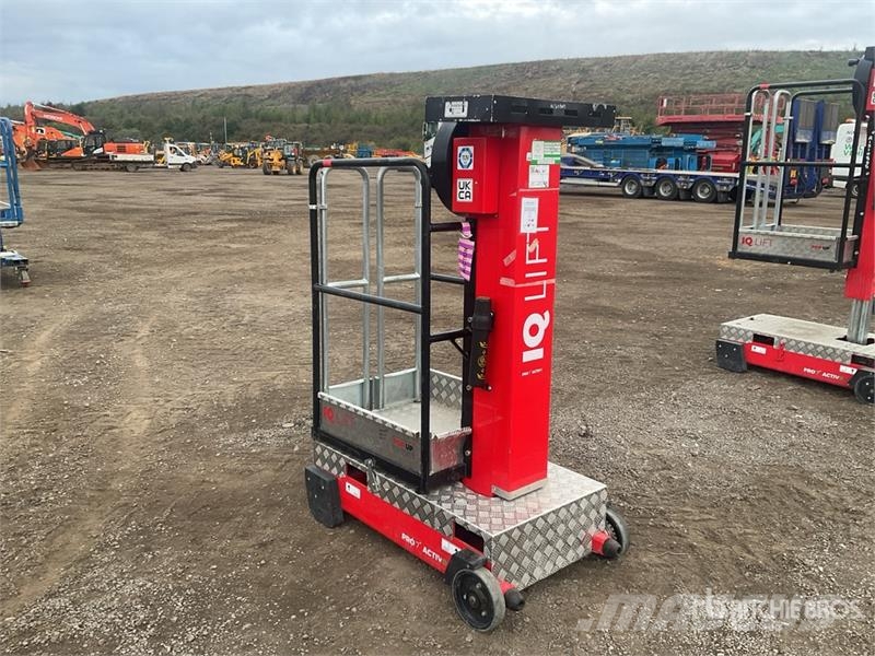 Pop Up IQ Lift Pro 7 Vertical Mast Lift Személyemelők