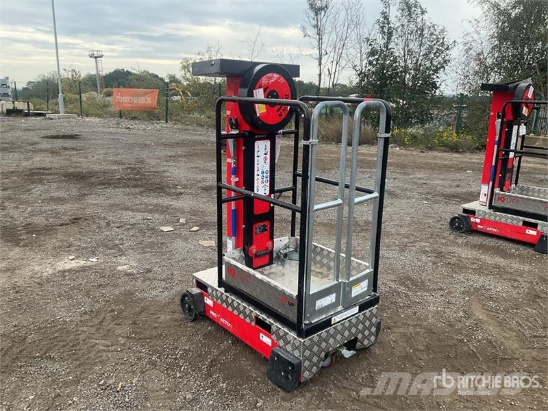 Pop Up IQ Lift Pro 7 Vertical Mast Lift Személyemelők