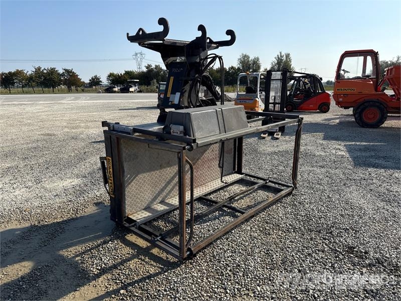  Porello SM 2.3 Telehandler Personnel Basket - Fits Gradbeništvo - drugo