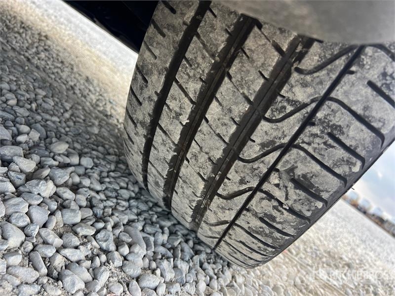Porsche Macan SUV Samochody osobowe