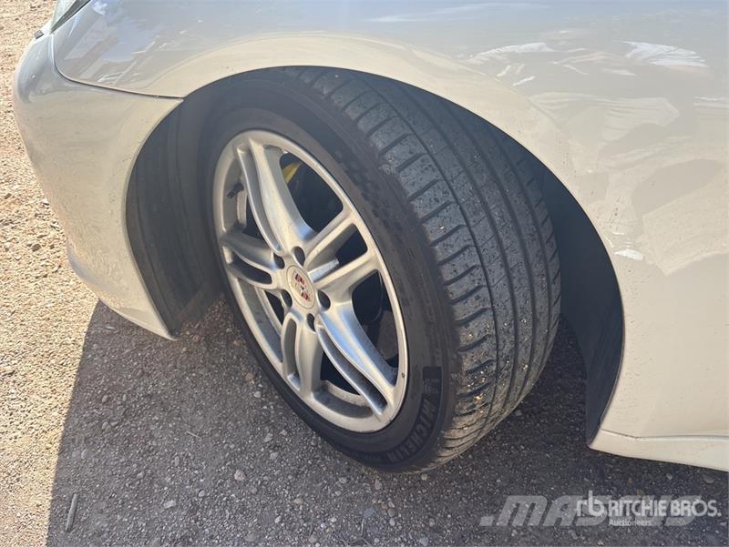 Porsche Panamera Automobile Kistehergépjárművek