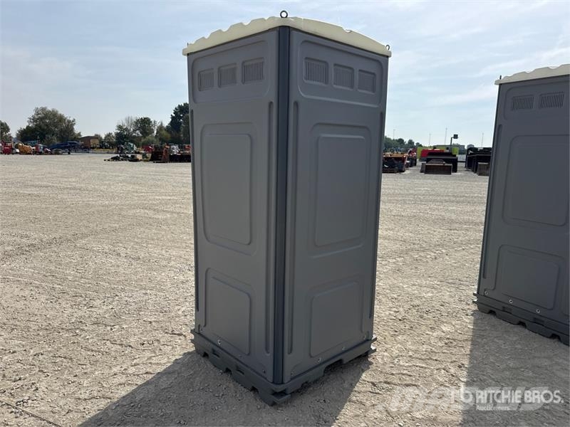  Portable Toilet مكونات أخرى