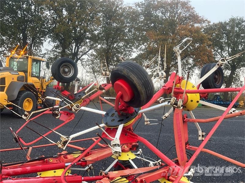 Pöttinger EuroHit 130A Hay Tedder Грабли-ворошилки
