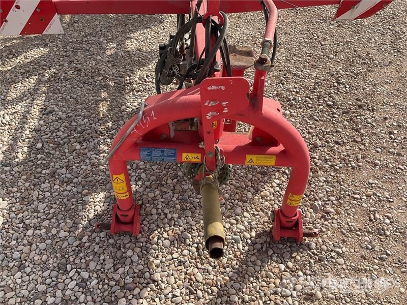 Pöttinger Eurotop 881A Rotary Hay Rake Rakes and tedders