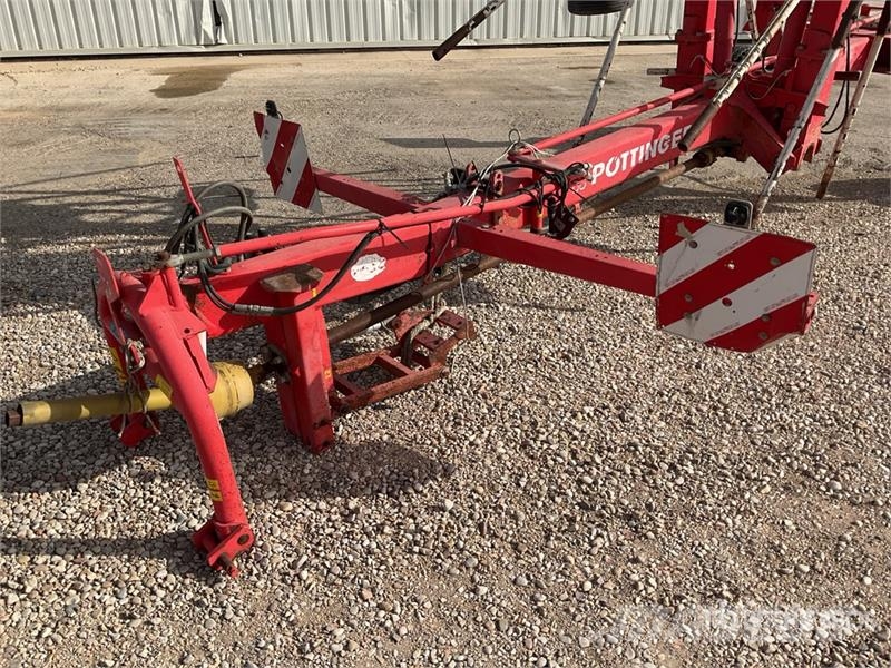 Pöttinger Eurotop 881A Rotary Hay Rake Rakes and tedders