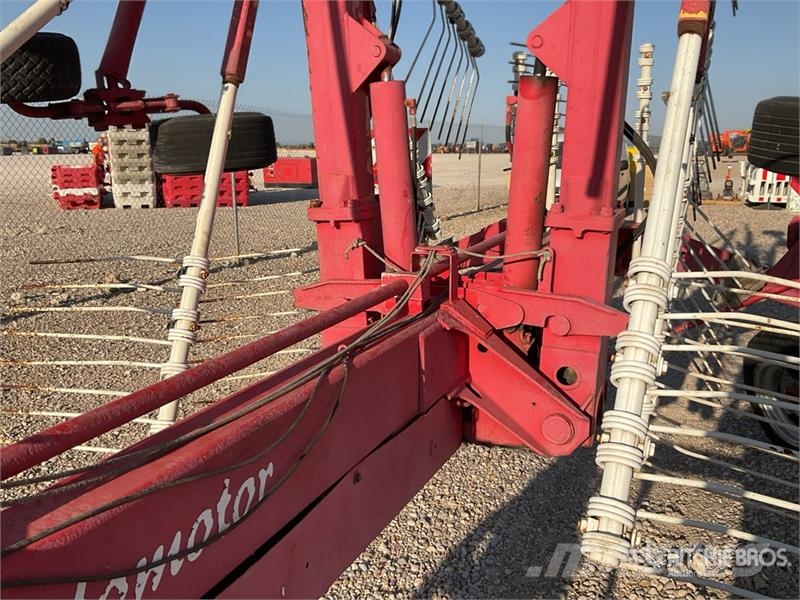 Pöttinger Eurotop 881A Rotary Rake Attachment Rakes and tedders