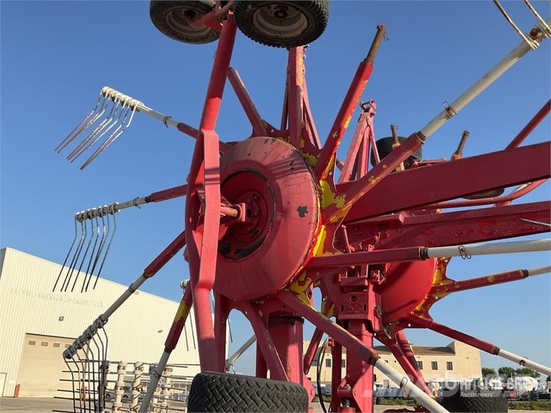 Pöttinger Eurotop 881A Rotary Rake Attachment Rakes and tedders