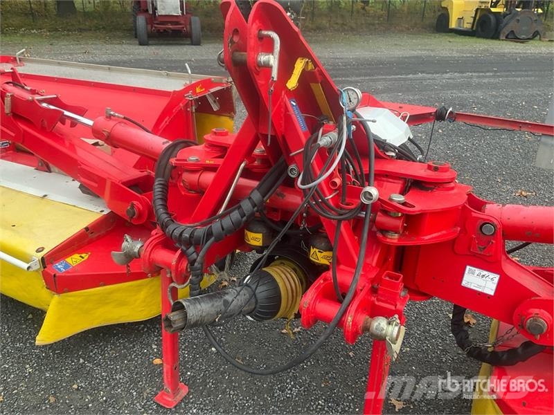 Pöttinger Novacat V10 ED Disc Mower Mäher