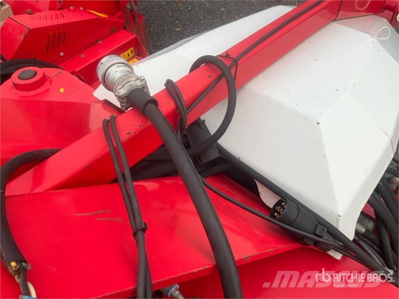 Pöttinger Novacat V10 ED Disc Mower Mäher