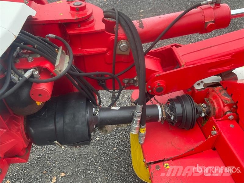 Pöttinger Novacat V10 ED Disc Mower Mäher
