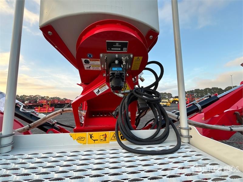 Pöttinger ROTOCARE V 6600 6600 mm 3-Point Rotary Hoe Muut maanmuokkauskoneet ja lisävarusteet