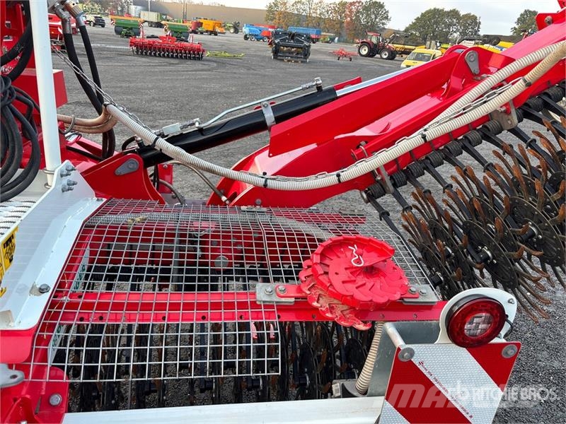 Pöttinger ROTOCARE V 6600 6600 mm 3-Point Rotary Hoe Muut maanmuokkauskoneet ja lisävarusteet
