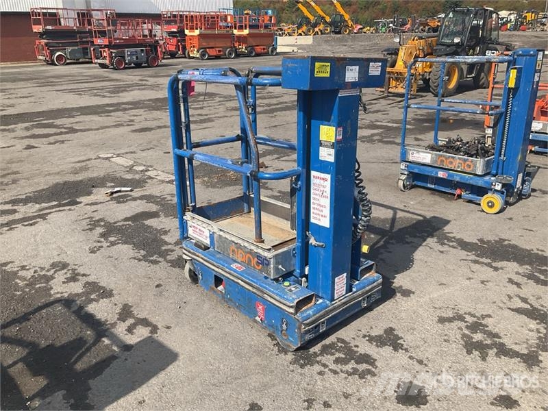 Power Tower Nano SP Vertical Mast Lift (Inoperable) 客货电梯