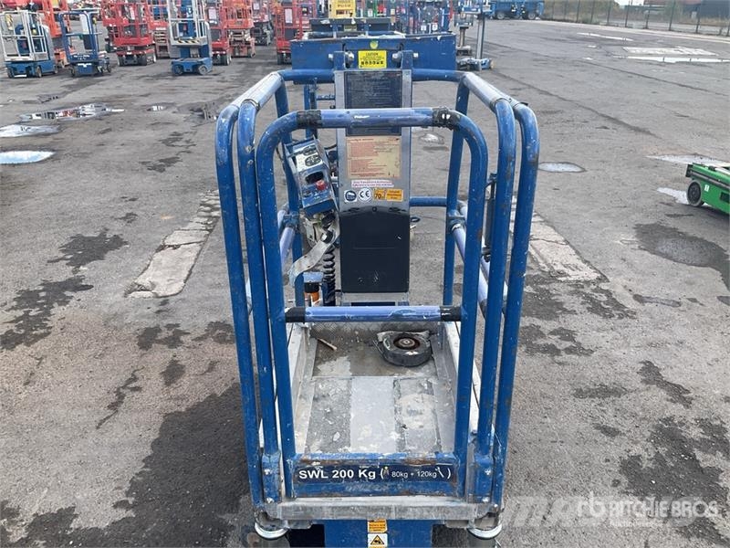 Power Tower Nano SP Vertical Mast Lift (Inoperable) 客货电梯