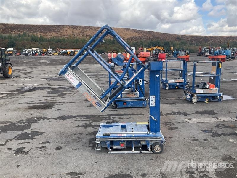 Power Tower Nano SP Vertical Mast Lift (Inoperable) 客货电梯