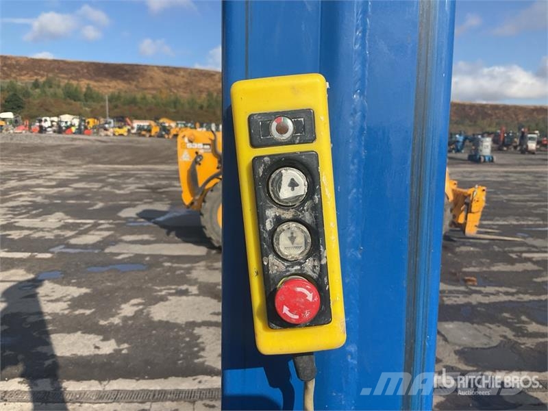 Power Tower Nano Vertical Mast Lift 客货电梯
