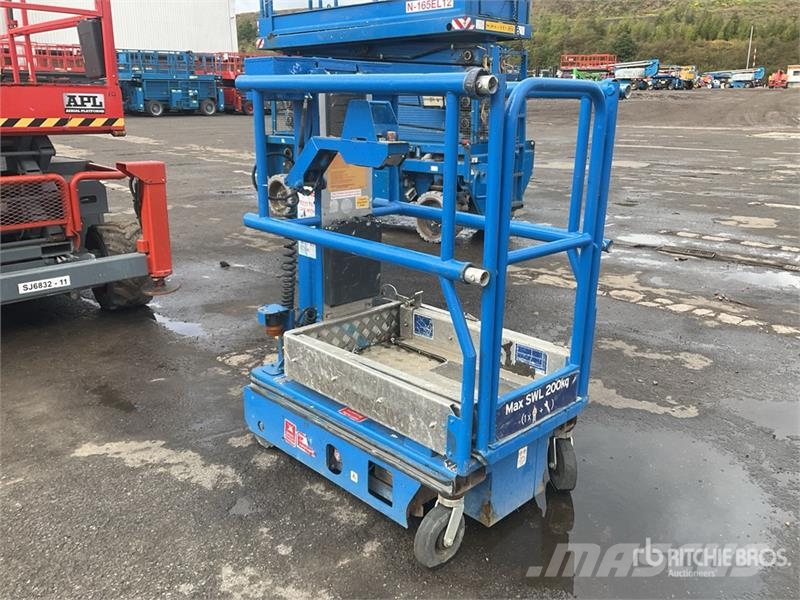 Power Tower Nano Vertical Mast Lift Vertical mast lifts