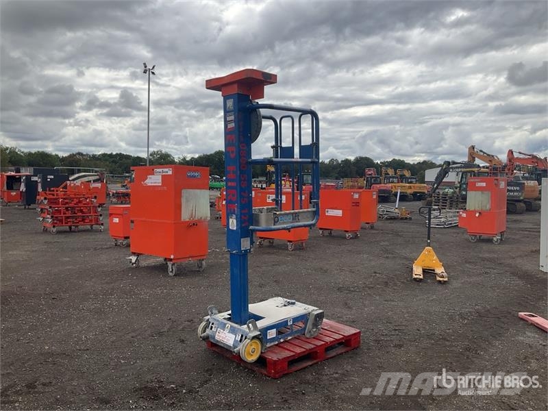 Power Tower Peco Lift Vertical Mast Lift 垂直升降工作台
