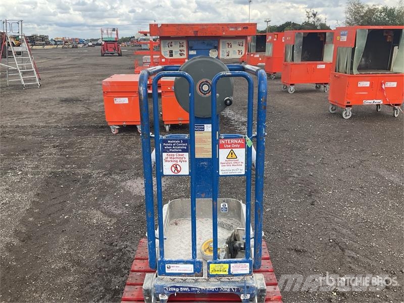 Power Tower Peco Lift Vertical Mast Lift 垂直升降工作台