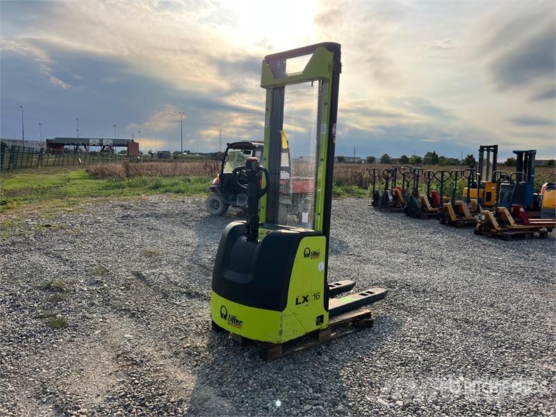 Pramac LX16-35 1600 kg Electric Pallet Jack (Inoperable) Pumppukärryt