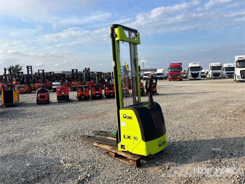 Pramac LX16-35 1600 kg Electric Pallet Jack (Inoperable) Pumppukärryt