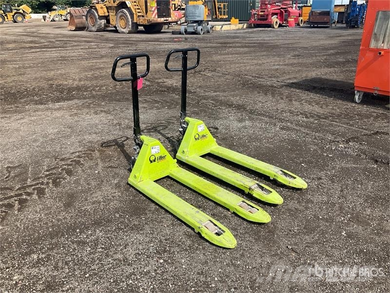 Pramac of (2)  Pramac Lifter 2500 kg Pallet Jack Pumppukärryt