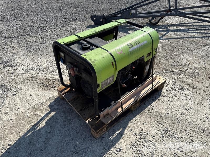 Pramac S9000 10 kVA Portable Generator Set (Inoperable) Ostali generatori
