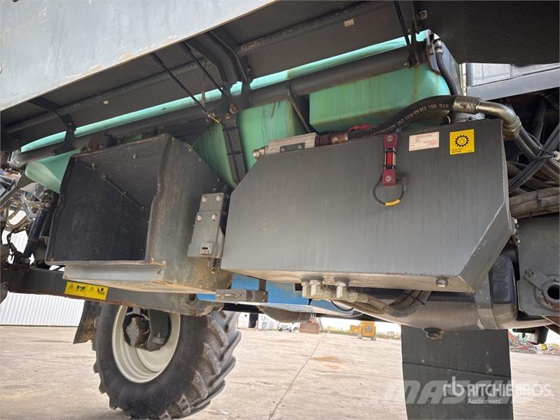 Preciculture Raptor 5240 Ec-tronic 36 m 4x4 High C Pulverizatoare autopropulsate