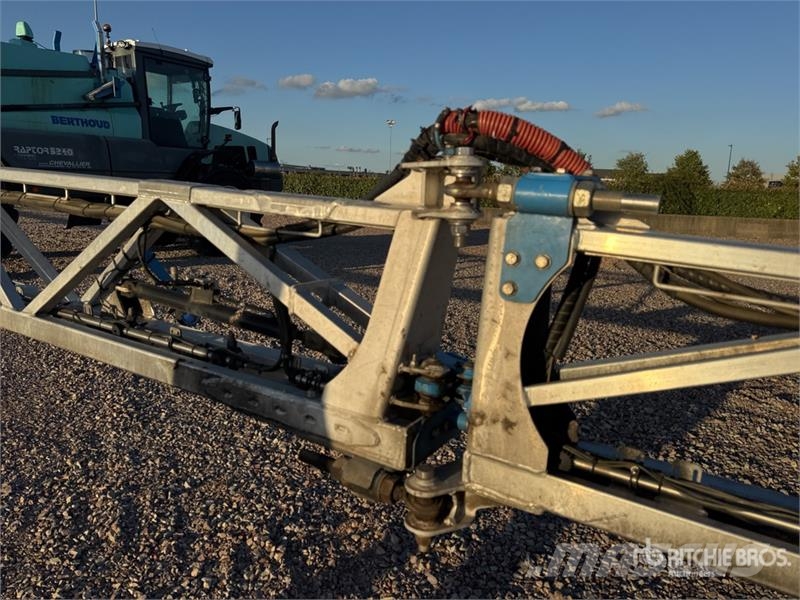 Preciculture Raptor 5240 Ec-tronic 36 m 4x4 High C Pulverizatoare autopropulsate