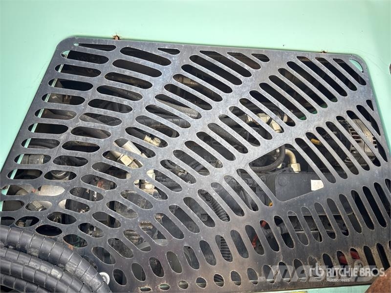 Preciculture Raptor 5240 Ec-tronic 36 m 4x4 High C Pulverizatoare autopropulsate