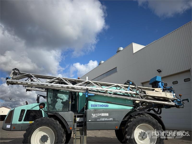 Preciculture Raptor 5240 Ec-tronic 36 m 4x4 High C Pulverizatoare autopropulsate