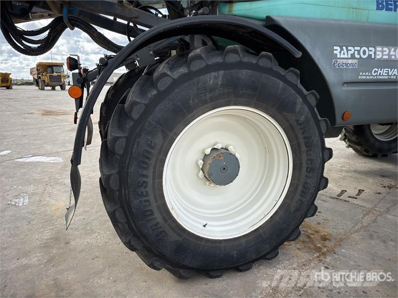 Preciculture Raptor 5240 Ec-tronic 36 m 4x4 High C Pulverizatoare autopropulsate