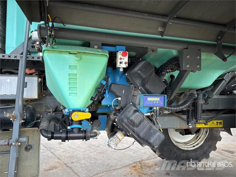 Preciculture Raptor 5240 Ec-tronic 36 m 4x4 High C Pulverizatoare autopropulsate