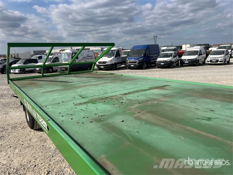 Pronar T022M T/A Agricultural Trailer Citas piekabes