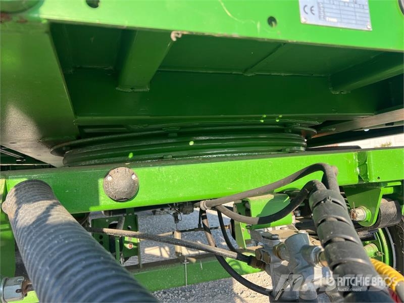 Pronar T028KM Tri/A Agricultural Trailer その他トレーラー