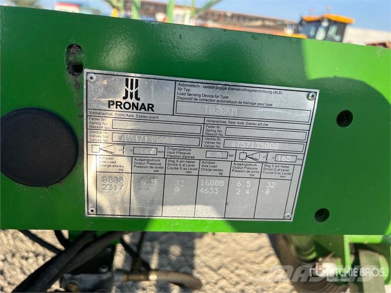Pronar T028KM Tri/A Agricultural Trailer その他トレーラー