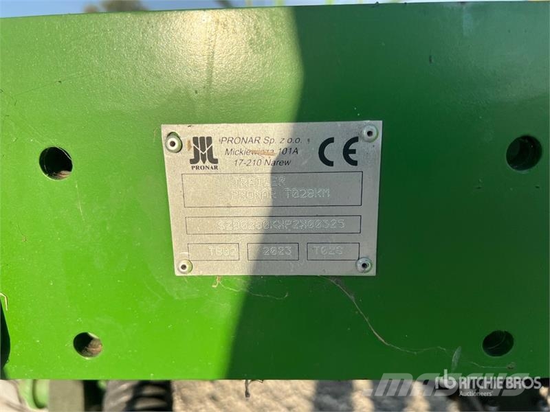 Pronar T028KM Tri/A Agricultural Trailer その他トレーラー