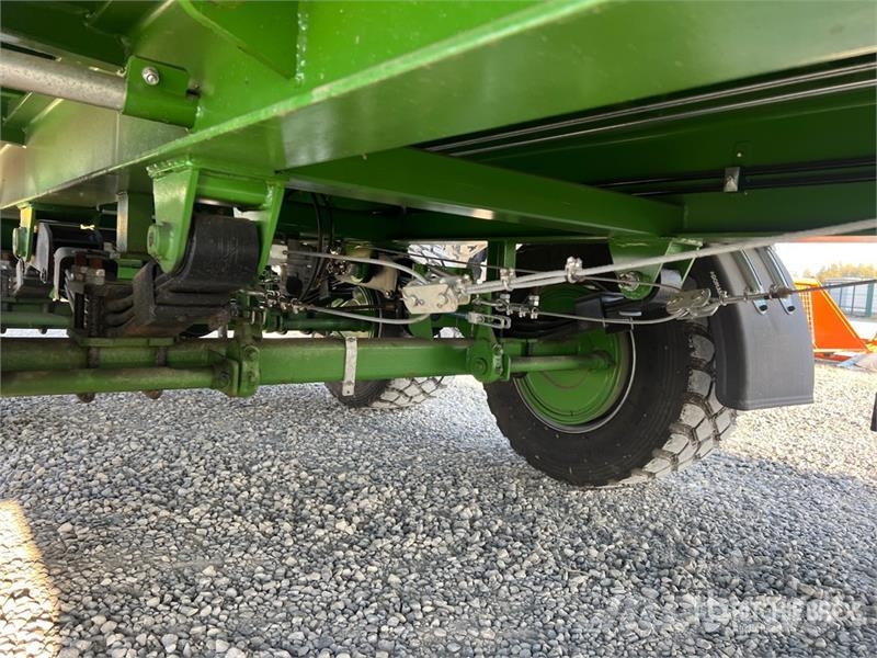 Pronar T028KM Tri/A Agricultural Trailer その他トレーラー