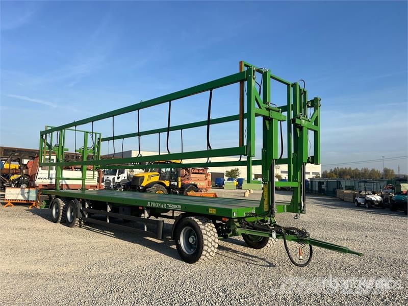 Pronar T028KM Tri/A Agricultural Trailer その他トレーラー