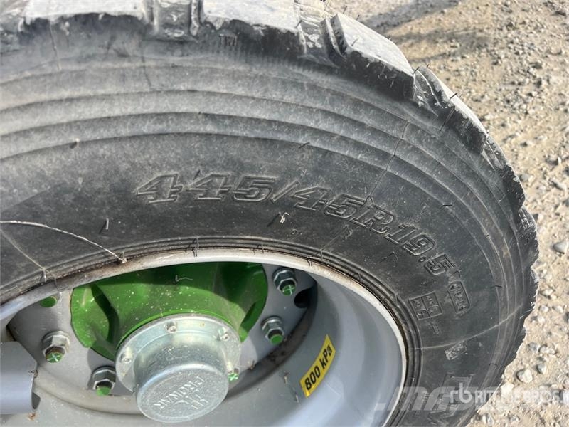 Pronar T028KM Tri/A Agricultural Trailer その他トレーラー