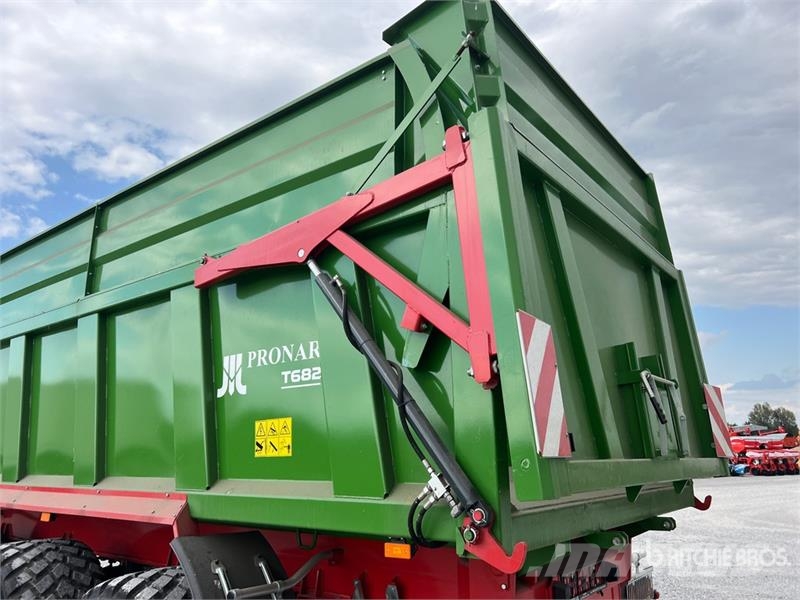 Pronar T682 Agricultural Trailer Ďalšie prívesy