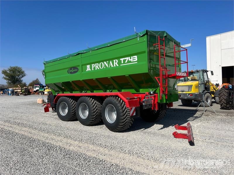 Pronar T743 Tri/A Agricultural Trailer (Unused) Weitere Anhänger