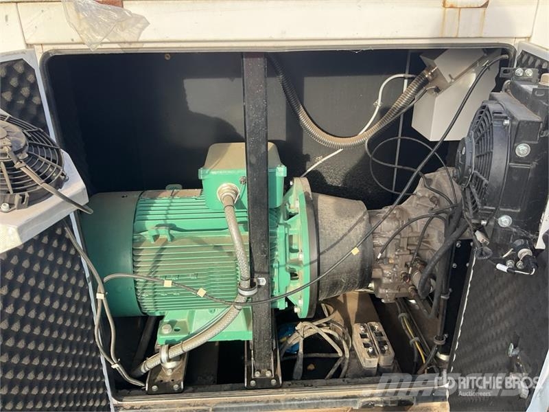  Punch 200 Flybrid Skid-Mounted Generator Set Geradores a diesel
