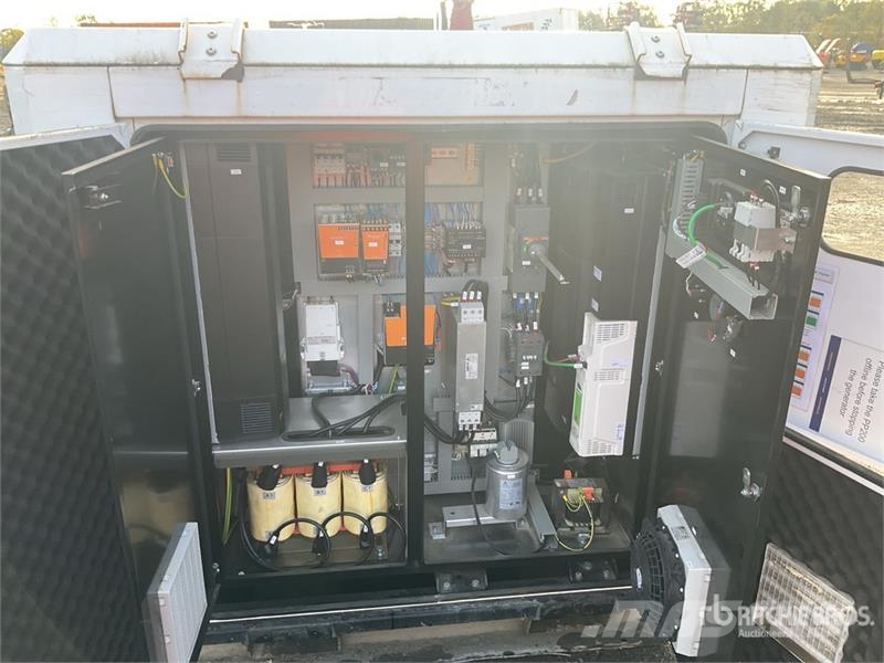  Punch 200 Flybrid Skid-Mounted Generator Set Geradores a diesel