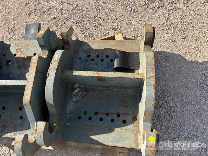 Qte D'Attaches Rappides Qty Of Quick Coupler Szybkozłącza