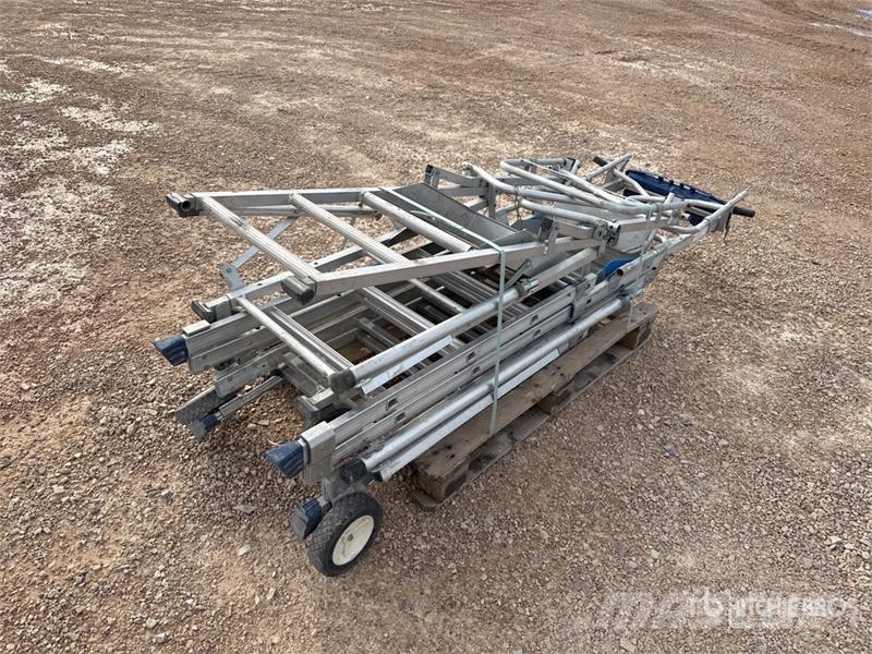 Qte D'Escabeaux Qty Of Ladder Ladders and platforms