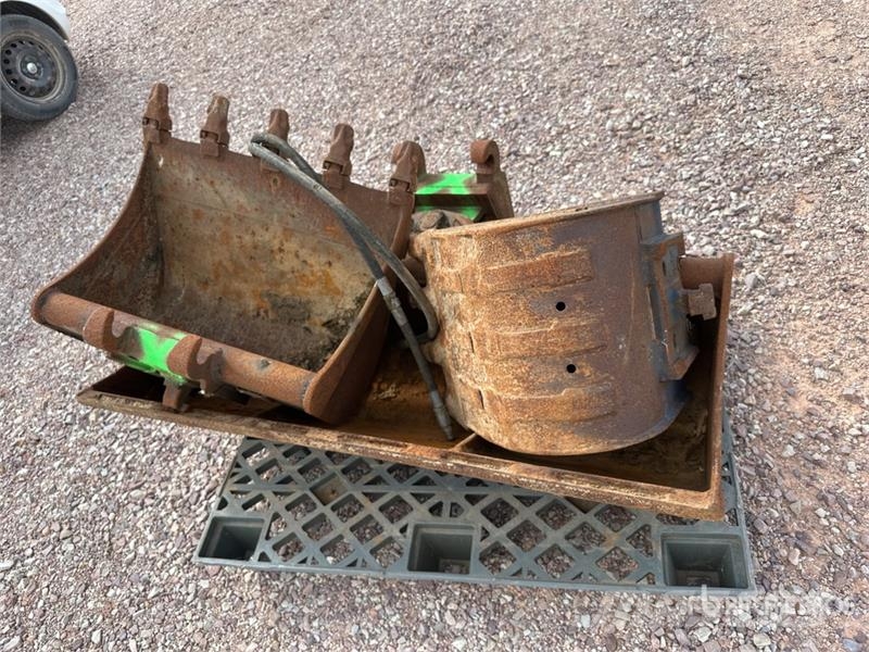 Qte De Godet Qty Of Bucket Buckets