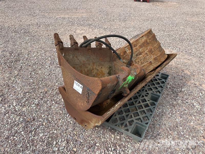 Qte De Godet Qty Of Bucket Buckets
